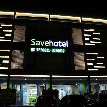 Save Hotel Банджармасин Экстерьер фото